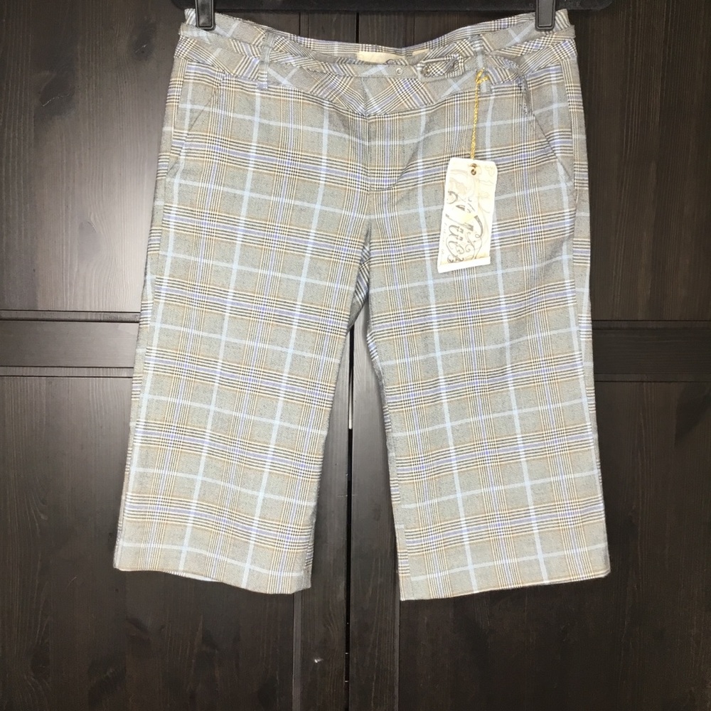 Guess Capri Pants